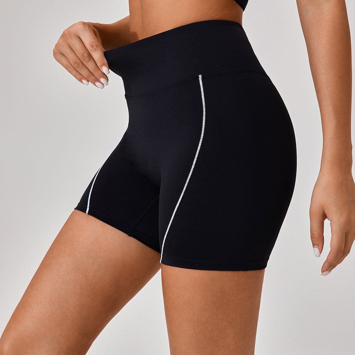 Shewess™ Siyah Yüksek Bel Yoga Şortu