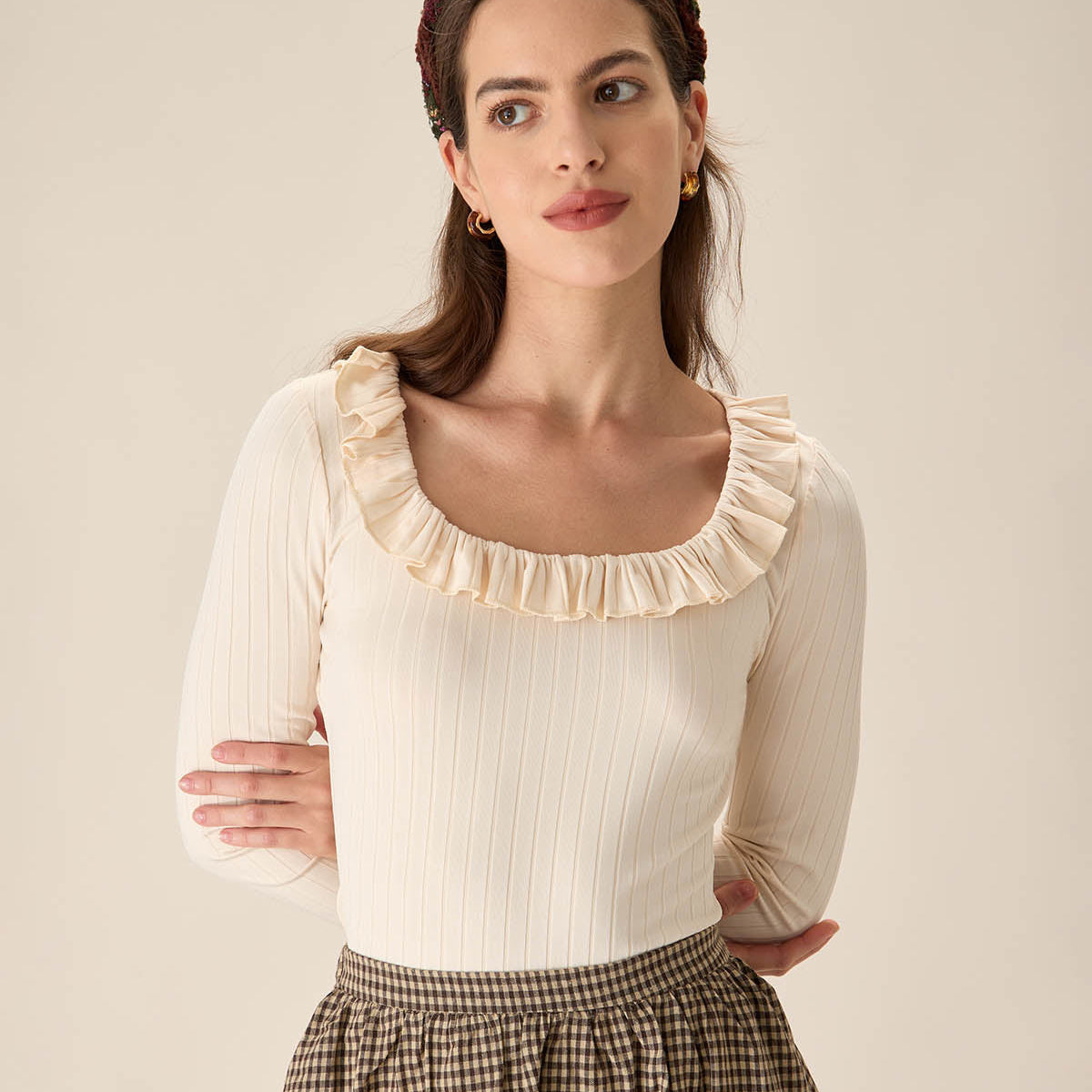 Shewess™ Bej Fırfırlı Slim Tişört