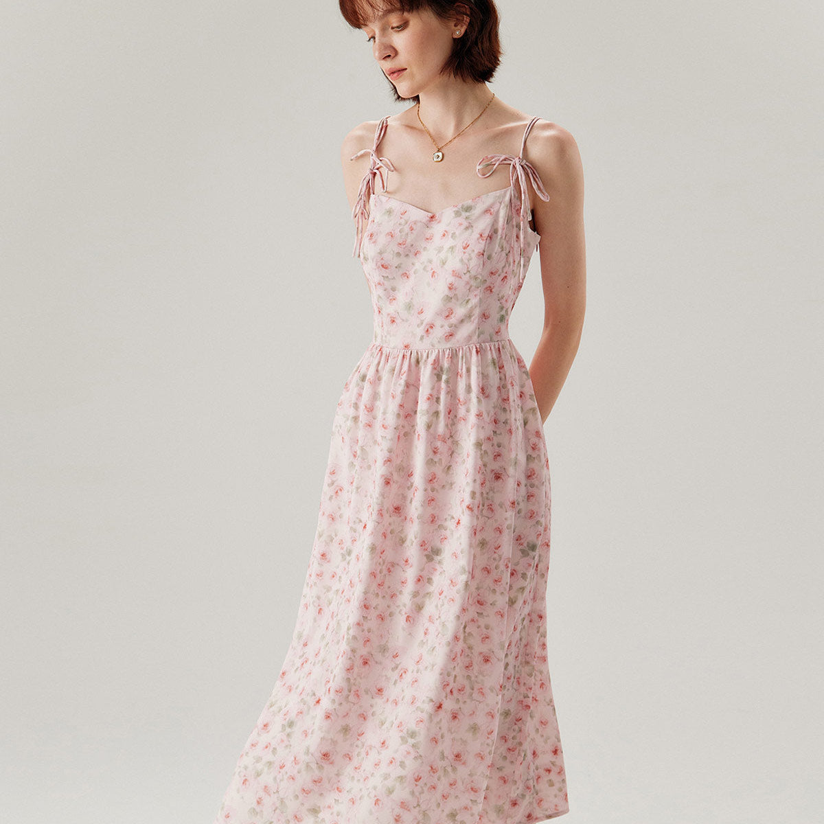 Shewess™ Pembe Çiçekli Büzgülü Slip Midi Elbise