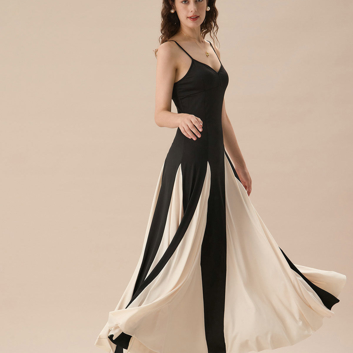 Shewess™ Kadın Siyah Kontrast Büzgülü Slip Maxi Elbise
