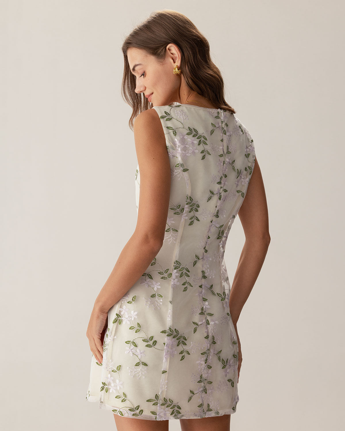 Shewess™ Bej Kare Yaka Nakışlı Yırtmaçlı Slip Mini Elbise