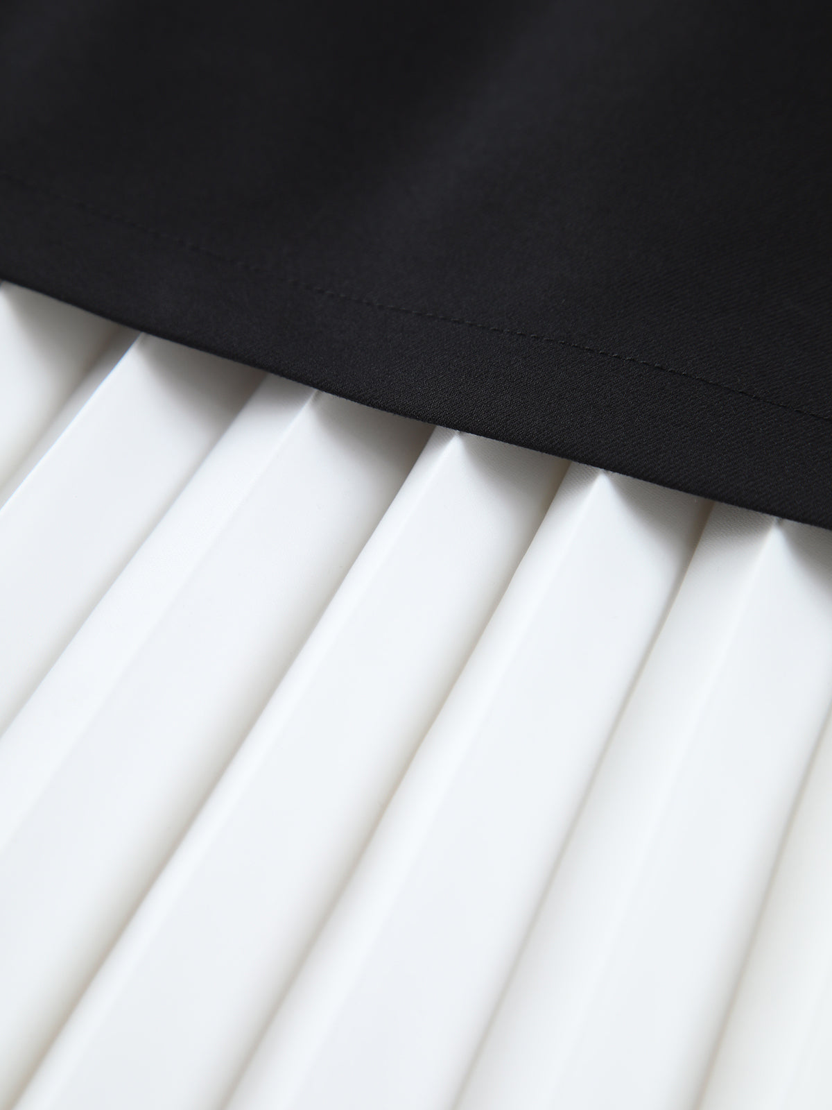 Two Tone Pleated Long Skirt İki Renkli Pileli Uzun Etek