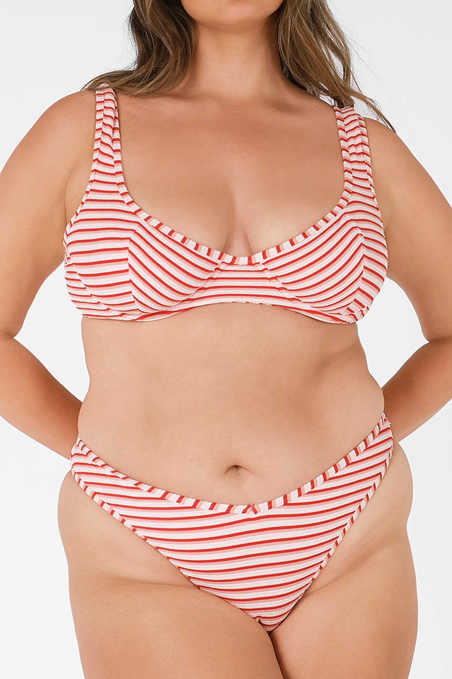 Shewess™ Giselle Cesur Bikini Altı / Kırmızı Jakarlı