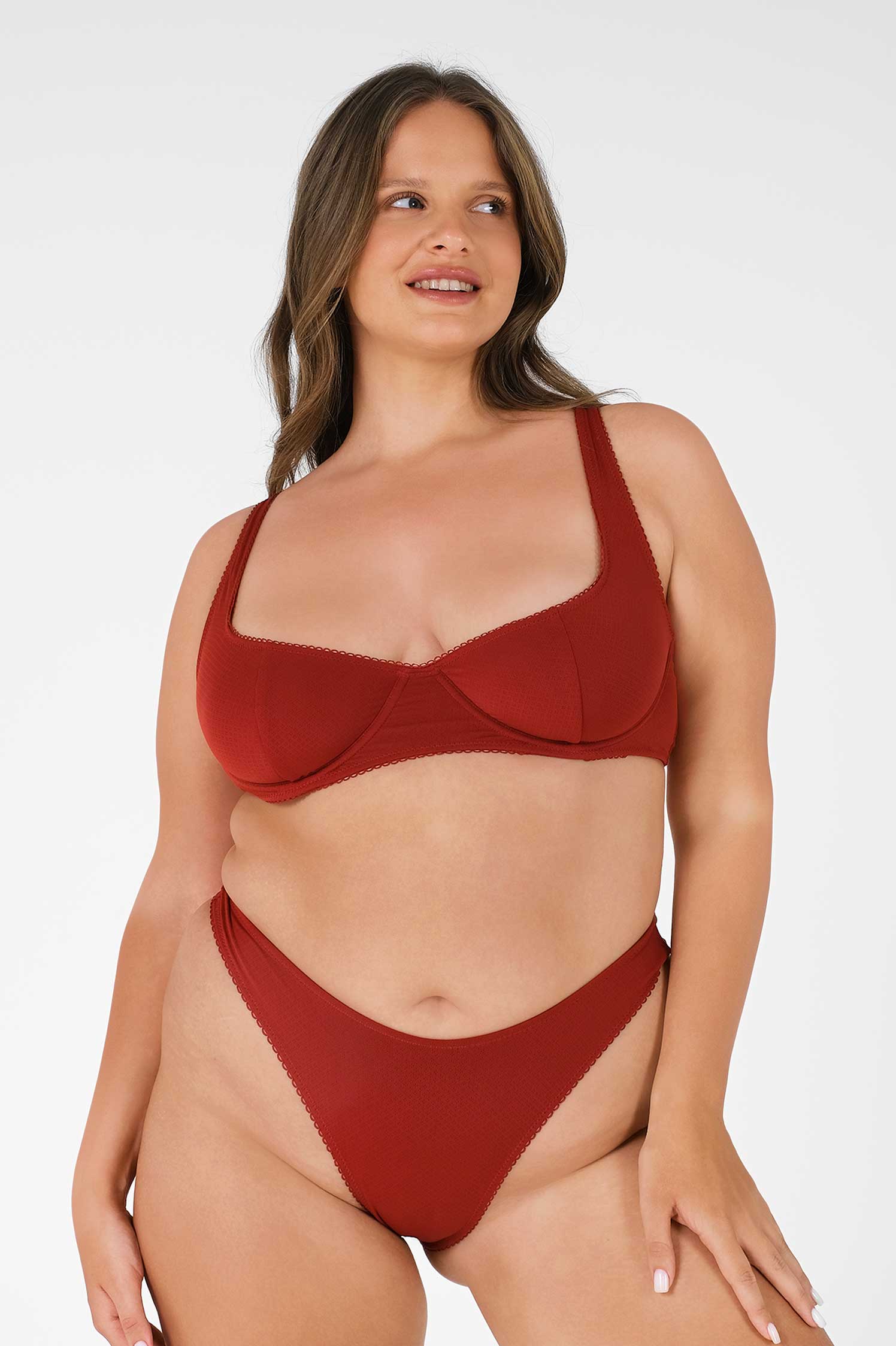 Shewess™ Elena Destekli Bikini Üstü / Kiraz Şarabı Noktalı