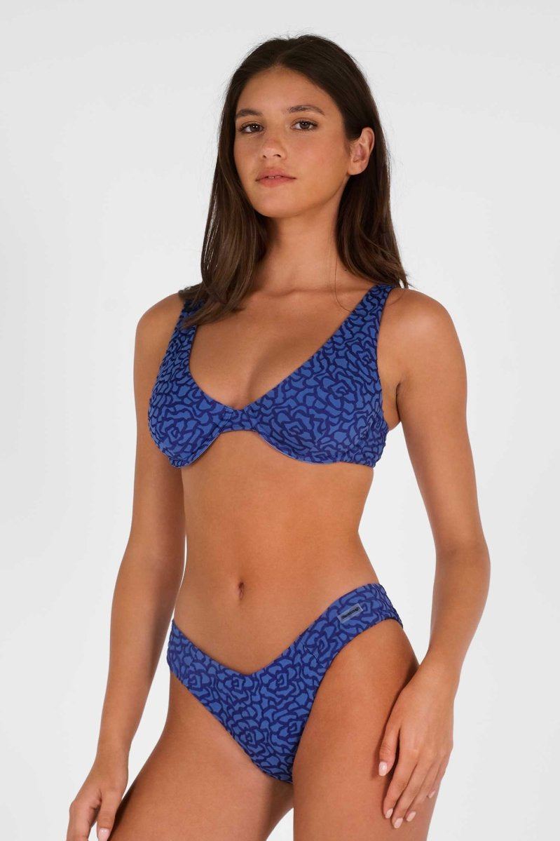 Shewess™ Maui Klasik Cesur Alt / Midnight Jacquard