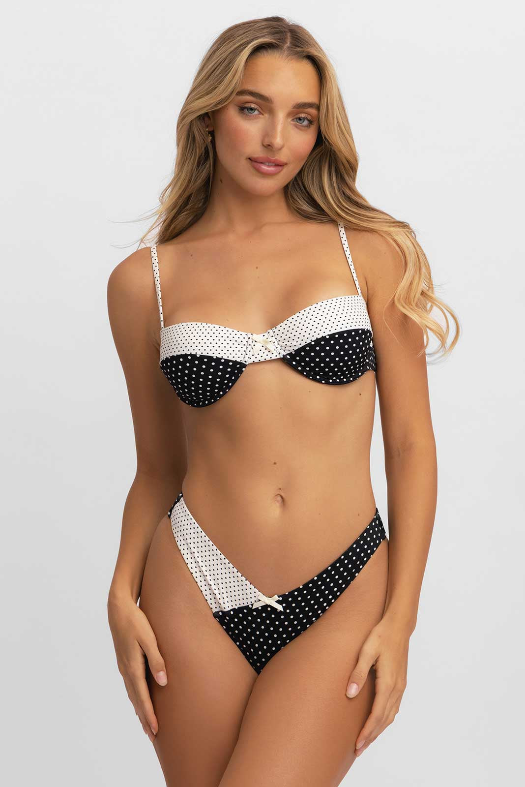 Shewess™ Amber Destekli Üst / Love Noir