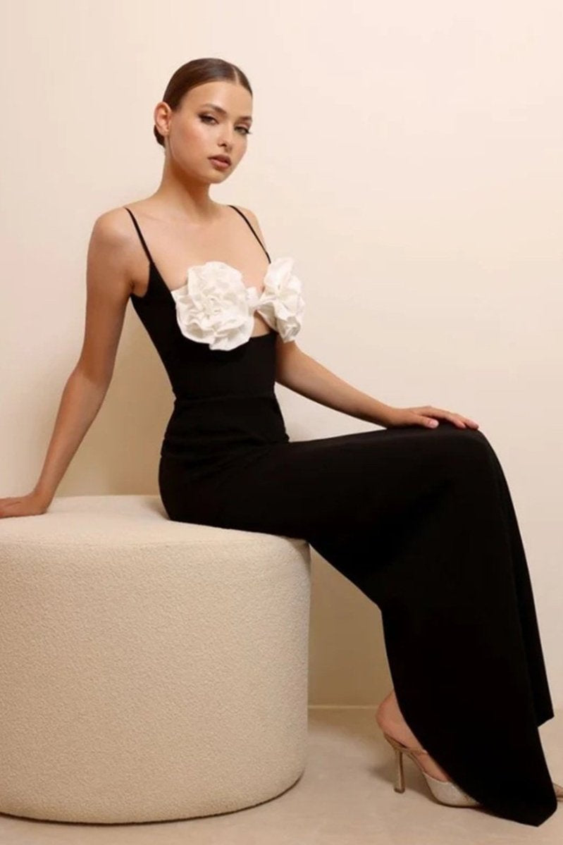 Emily Çiçek Detaylı Slip Maxi Elbise