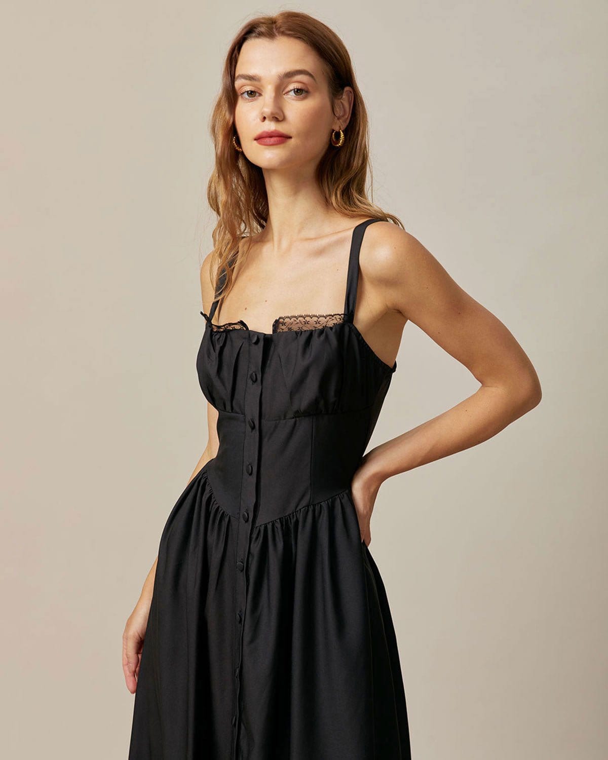 Shewess Siyah Kare Yaka Dantelli Cami Midi Elbise