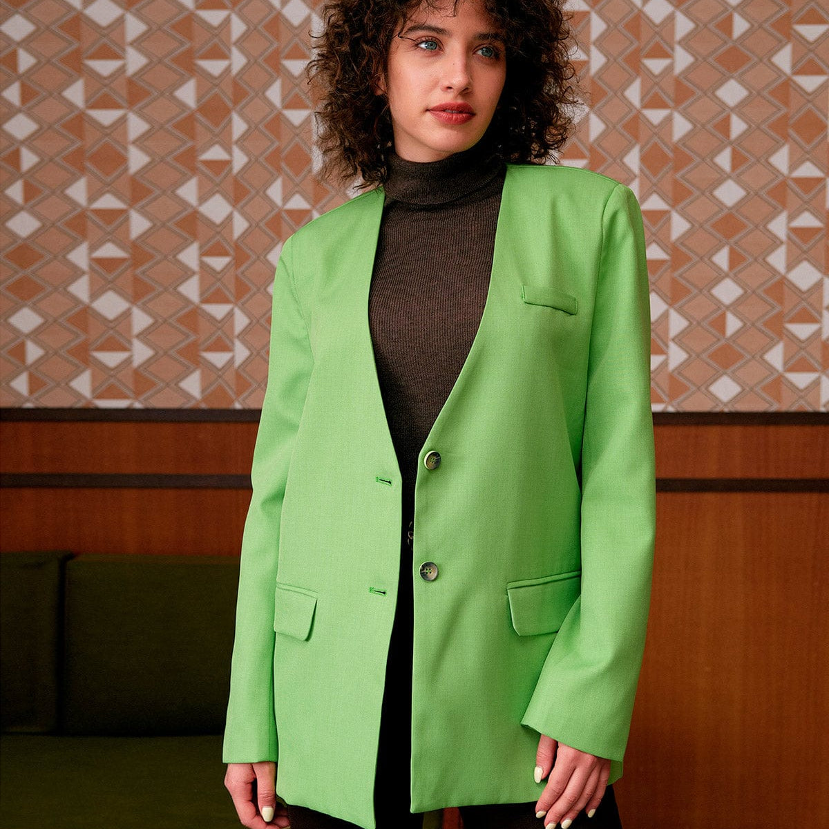 Shewess™ Düz V Yaka Düğmeli Blazer