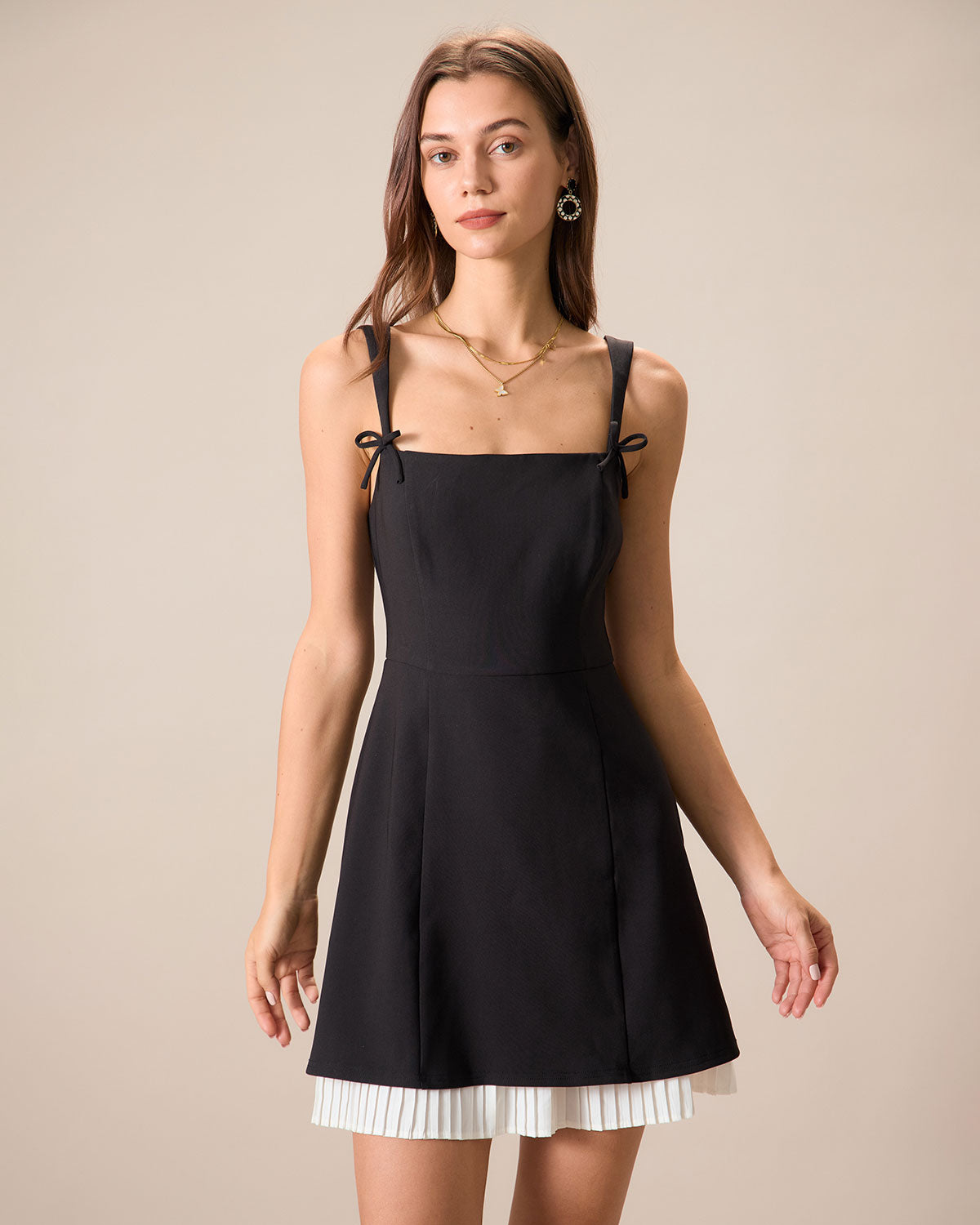 Shewess™ Siyah Kontrastlı Fiyonklu Slip Mini Elbise