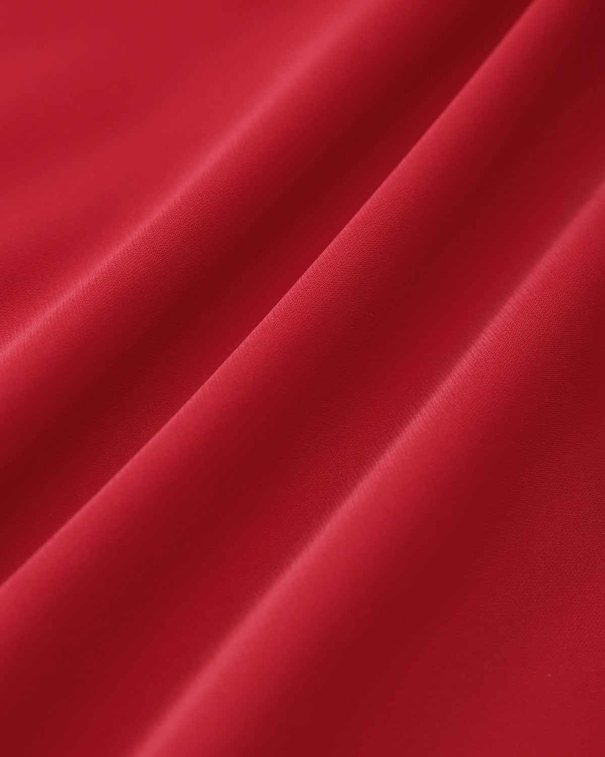 Shewess™ Kırmızı Kontrast Yırtmaçlı Slip Midi Elbise
