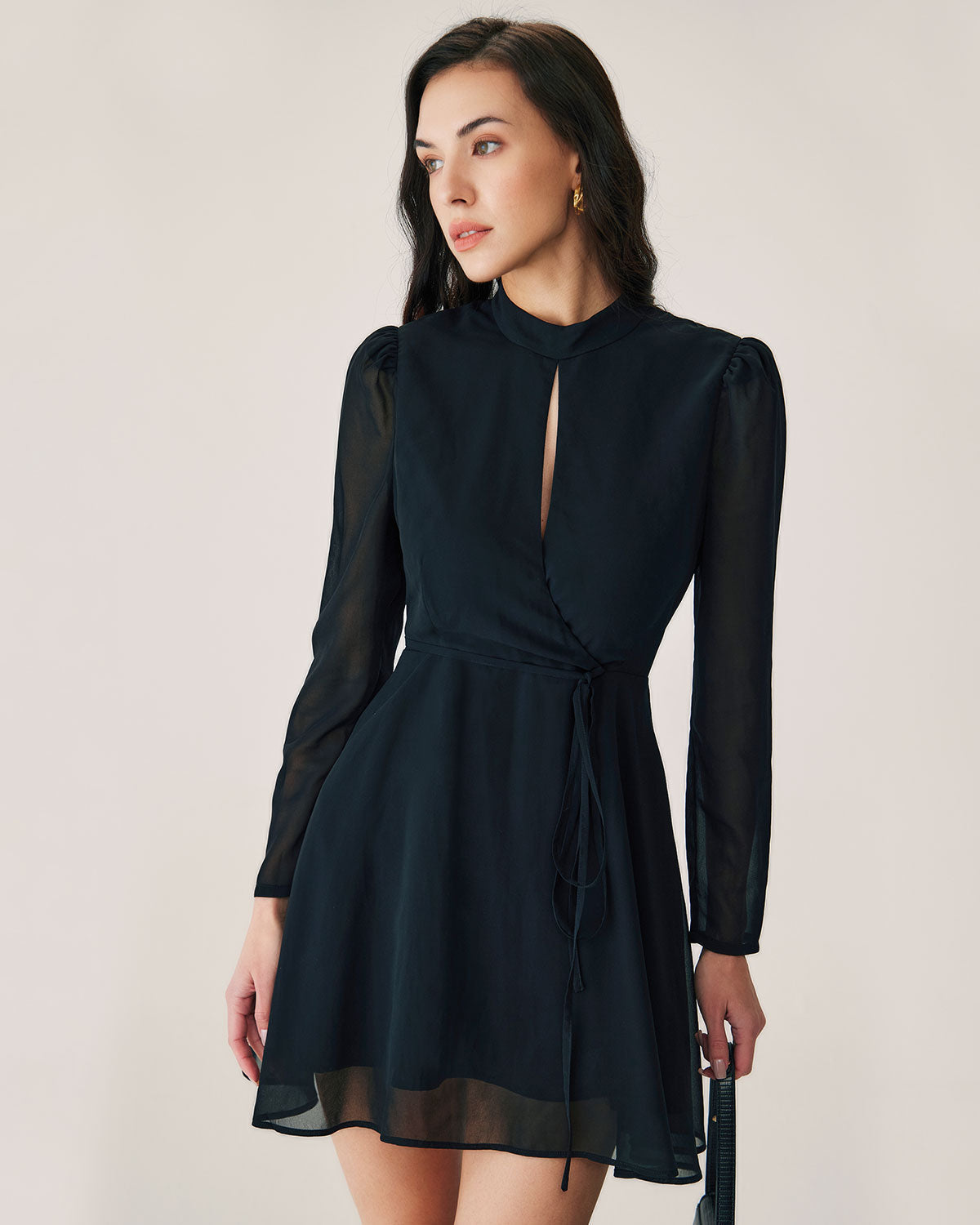Shewess™ Siyah Şifon Anvelop Mini Elbise
