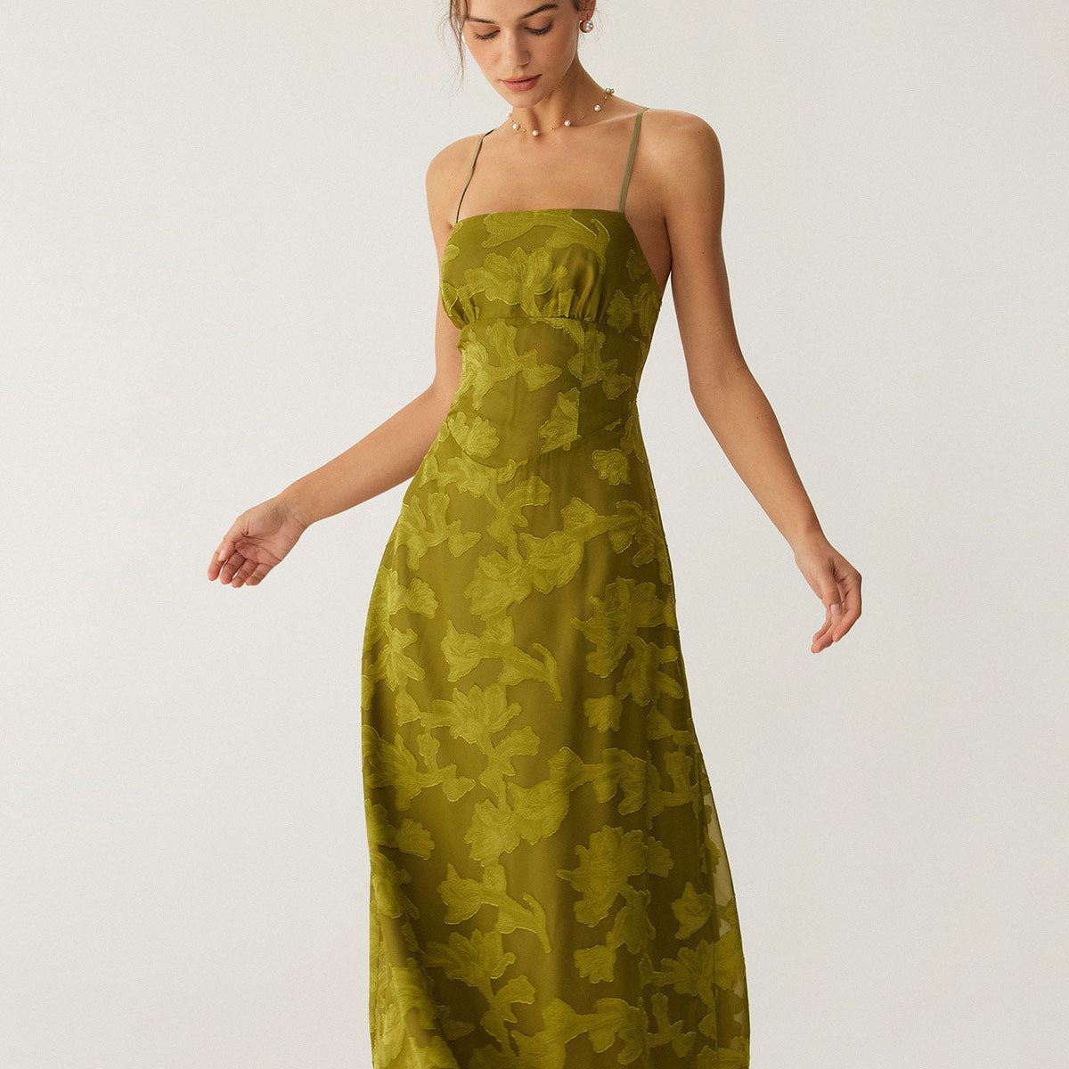 Shewess Yeşil Çiçekli Dantelli Sırtı Açık Slip Maxi Elbise