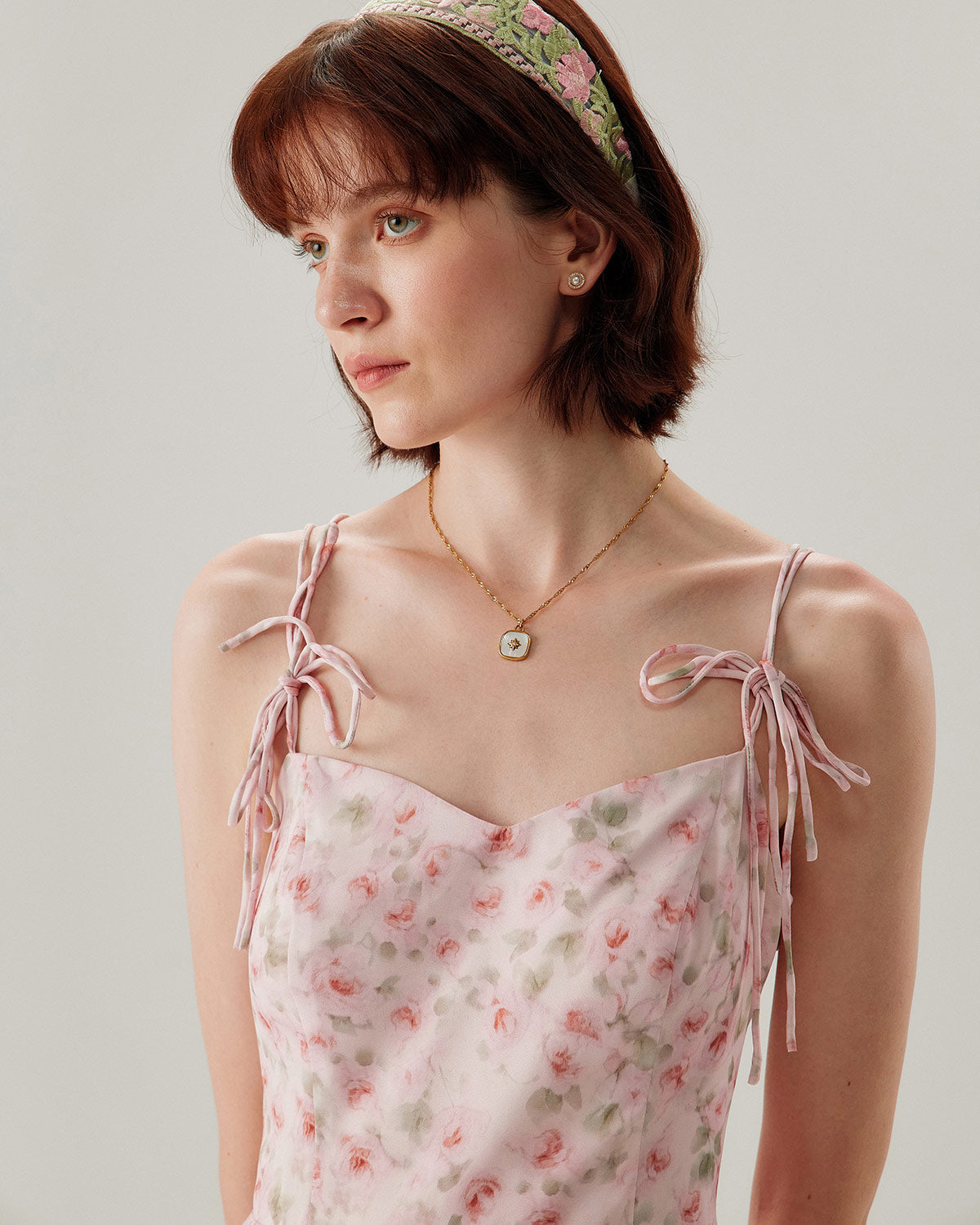 Shewess™ Pembe Çiçekli Büzgülü Slip Midi Elbise