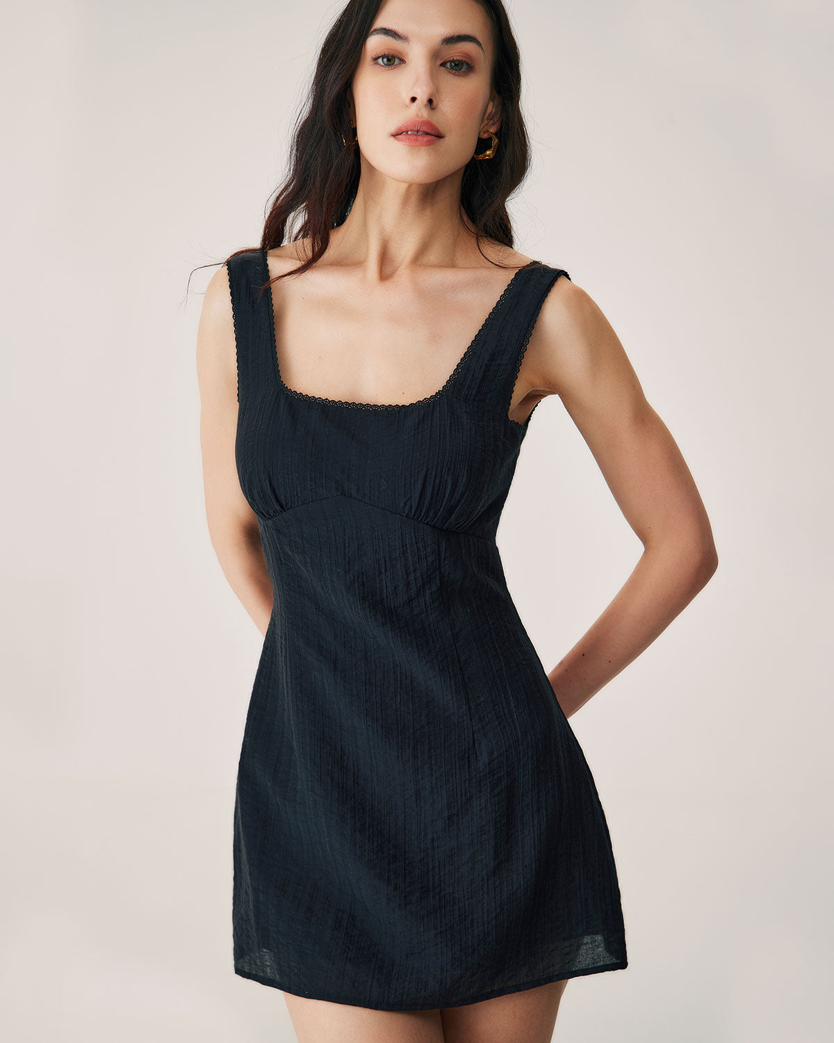 Shewess™ Siyah Dokulu Slip Mini Elbise