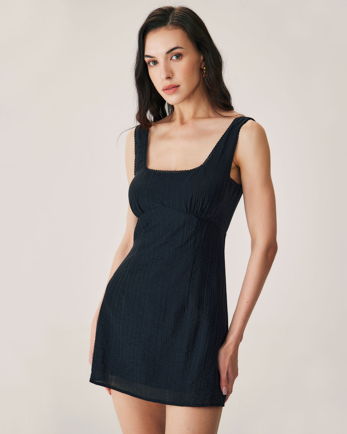 Shewess™ Siyah Dokulu Slip Mini Elbise